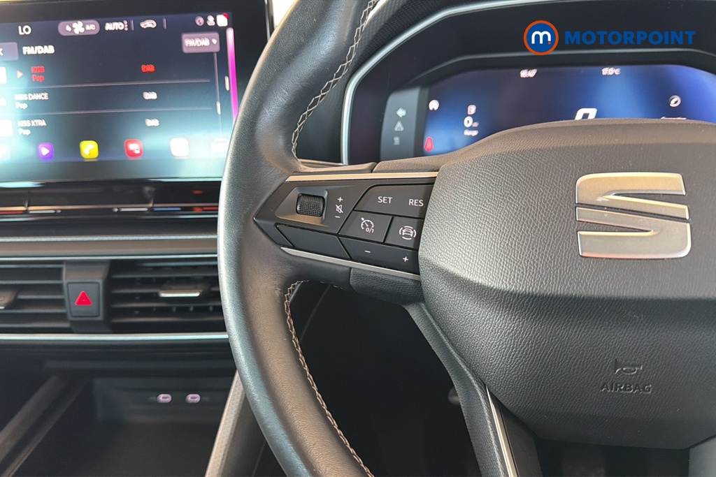 Seat Leon Se Dynamic Manual Petrol Hatchback - Stock Number (1656966) - 4th supplementary image