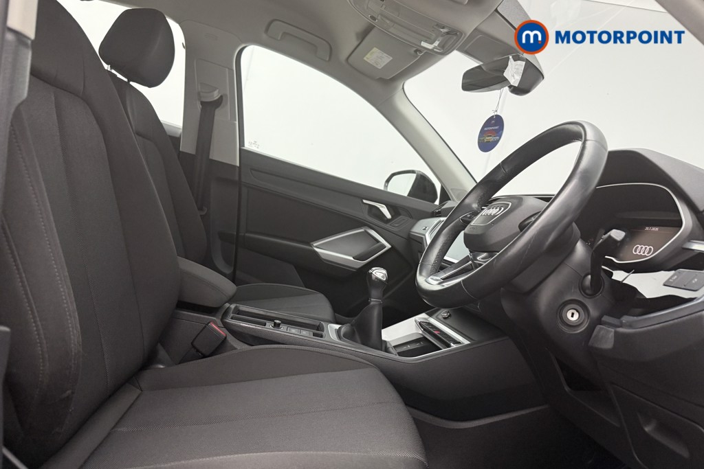 Audi Q3 Technik Manual Petrol SUV - Stock Number (1657398) - 7th supplementary image