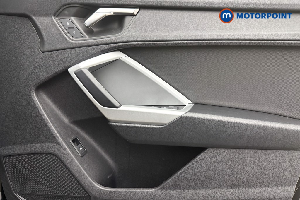 Audi Q3 Technik Manual Petrol SUV - Stock Number (1657398) - 17th supplementary image