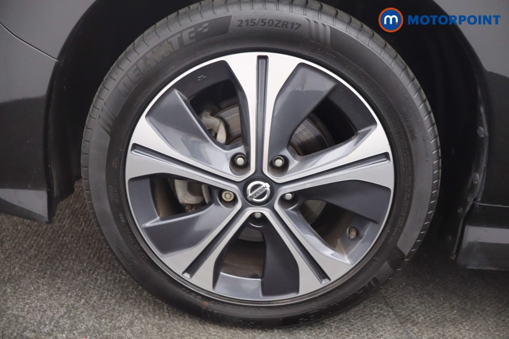Nissan Leaf N-Connecta Automatic Electric Hatchback - Stock Number (1657462) - 17th supplementary image