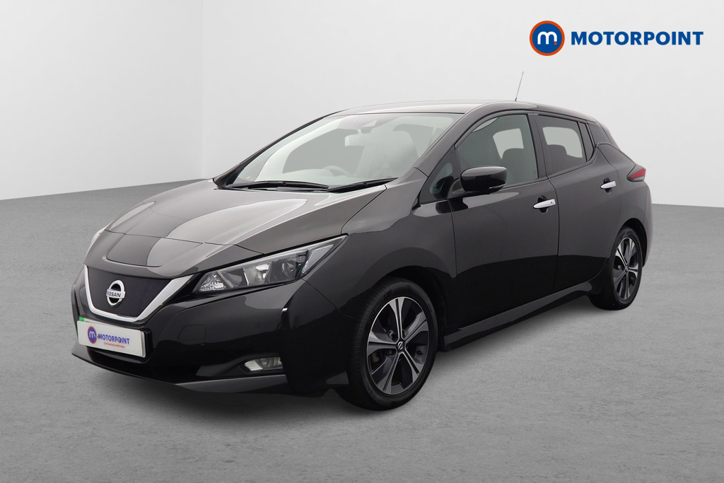 Nissan Leaf N-Connecta Automatic Electric Hatchback - Stock Number (1657462) - Passenger side front corner