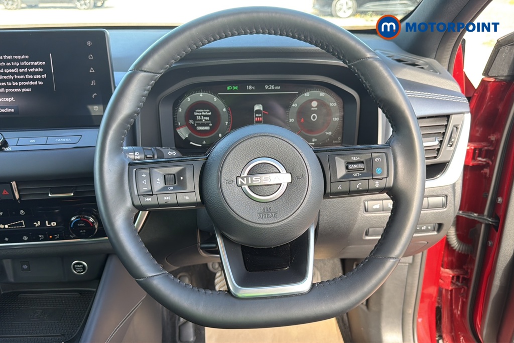 Nissan Qashqai Tekna Manual Petrol SUV - Stock Number (1657886) - 2nd supplementary image