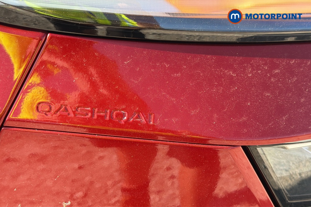 Nissan Qashqai Tekna Manual Petrol SUV - Stock Number (1657886) - 993rd supplementary image