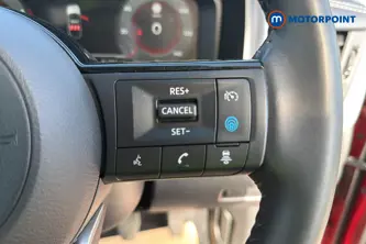 Nissan Qashqai Tekna Manual Petrol SUV - Stock Number (1657886) - 3rd supplementary image