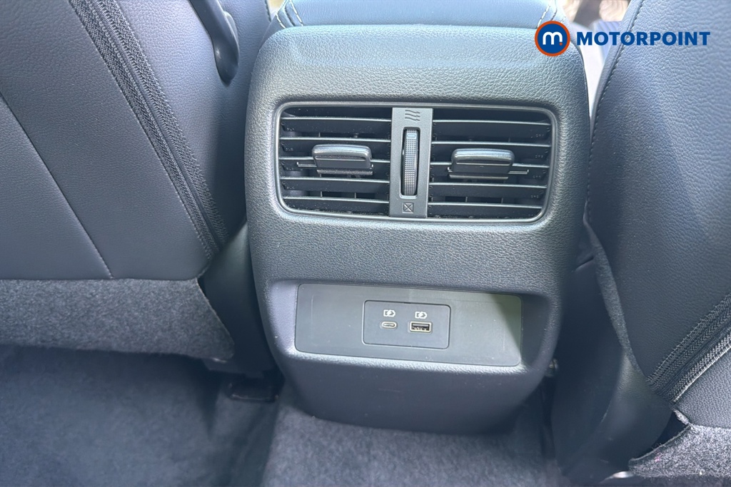 Nissan Qashqai Tekna Manual Petrol SUV - Stock Number (1657886) - 28th supplementary image