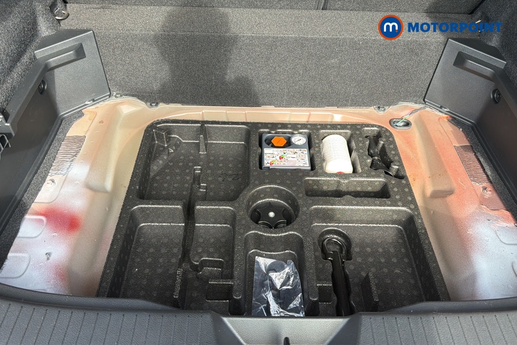 Nissan Qashqai Tekna Manual Petrol SUV - Stock Number (1657886) - 33rd supplementary image