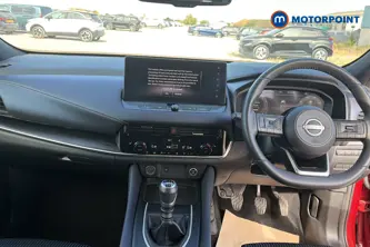 Nissan Qashqai Tekna Manual Petrol SUV - Stock Number (1657886) - 1st supplementary image