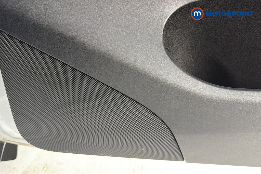 Tesla Model Y Long Range Automatic Electric SUV - Stock Number (1658043) - 21st supplementary image