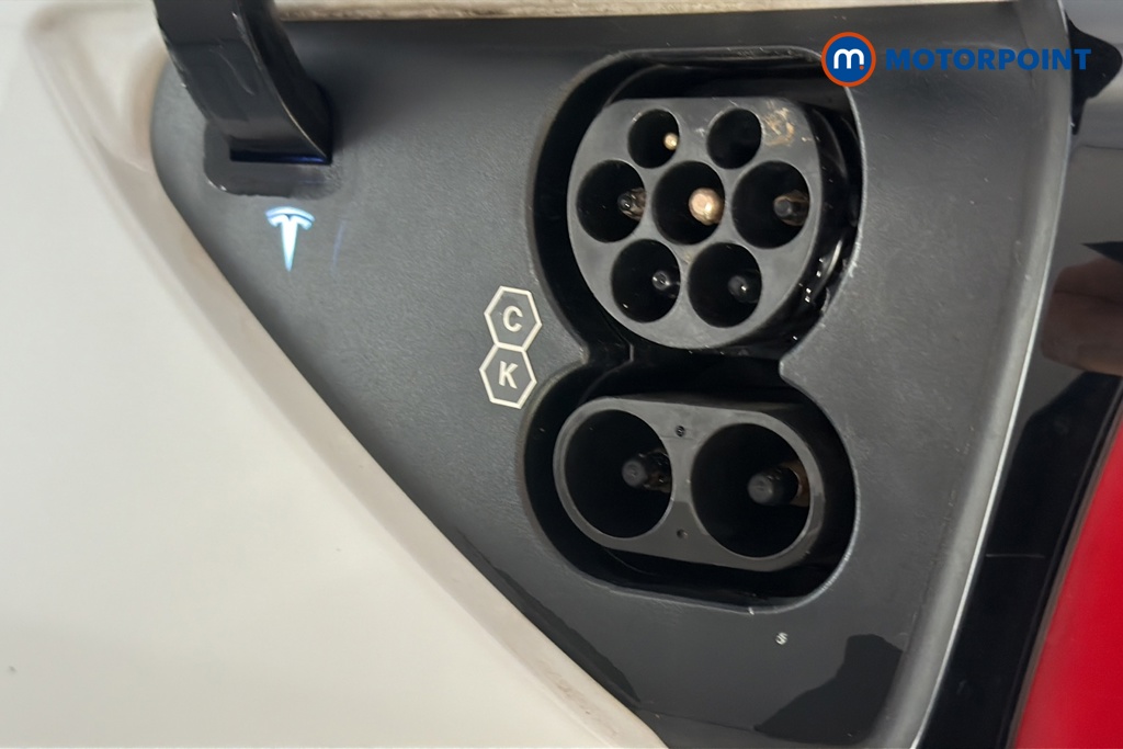 Tesla Model Y Long Range Automatic Electric SUV - Stock Number (1658043) - 41st supplementary image