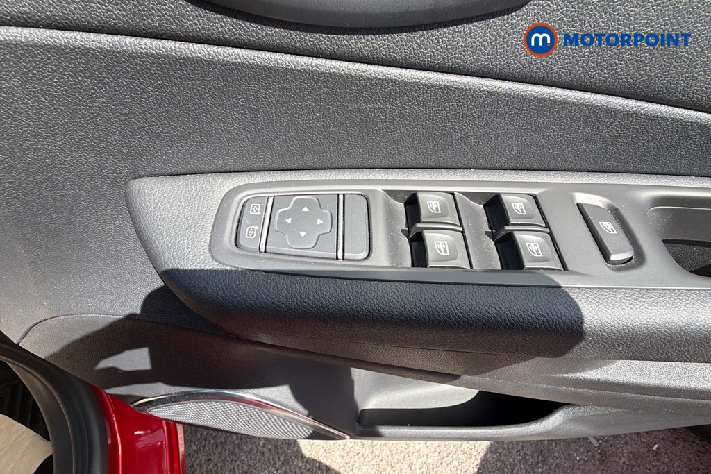 Renault Captur Iconic Automatic Petrol SUV - Stock Number (1658670) - 20th supplementary image