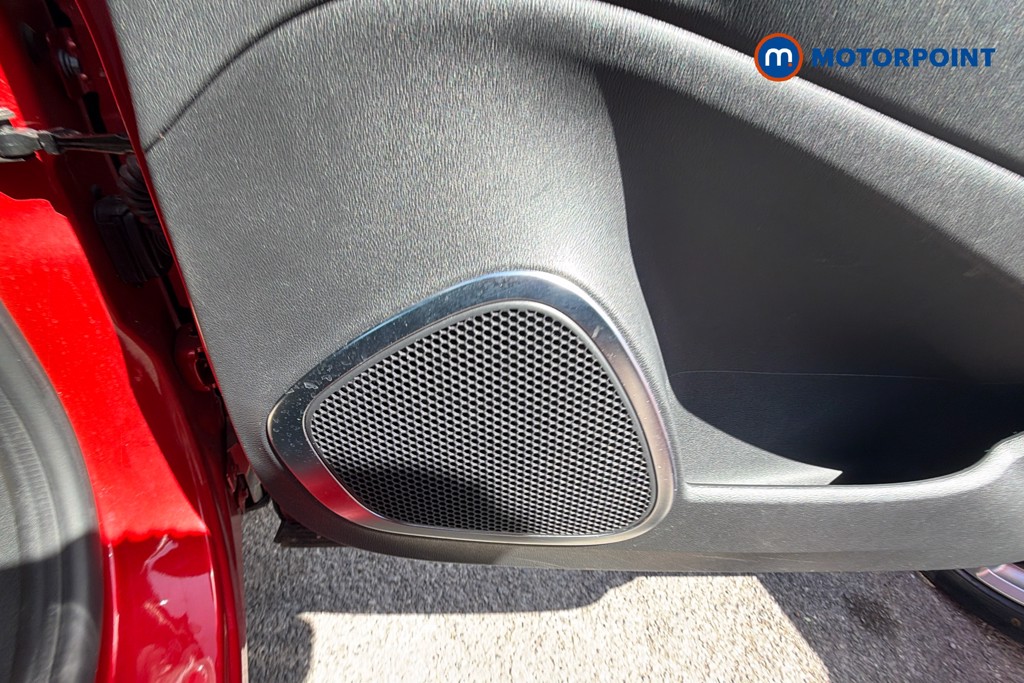 Renault Captur Iconic Automatic Petrol SUV - Stock Number (1658670) - 21st supplementary image
