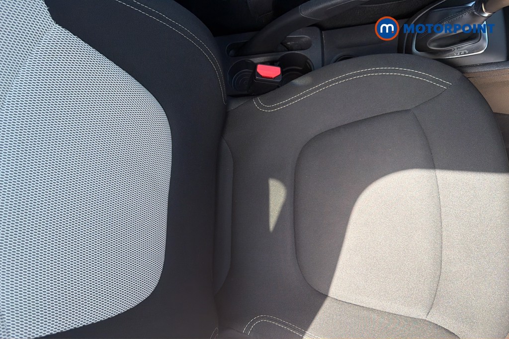 Renault Captur Iconic Automatic Petrol SUV - Stock Number (1658670) - 22nd supplementary image