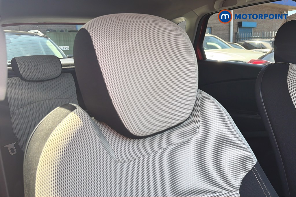 Renault Captur Iconic Automatic Petrol SUV - Stock Number (1658670) - 23rd supplementary image