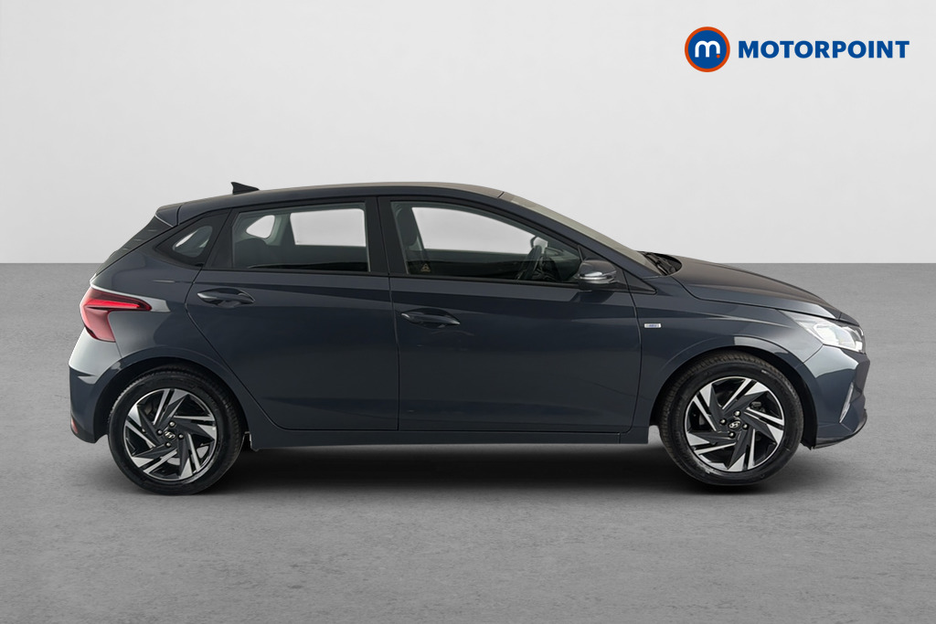Hyundai I20 Se Connect Manual Petrol Hatchback - Stock Number (1658930) - Passenger side
