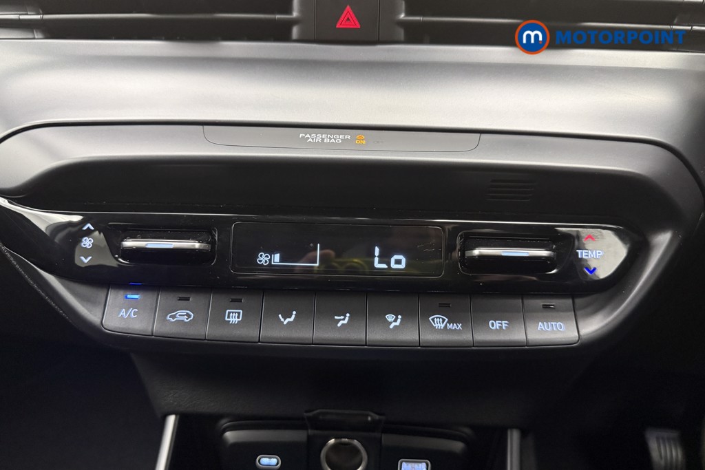 Hyundai I20 Premium Automatic Petrol Hatchback - Stock Number (1659562) - 16th supplementary image