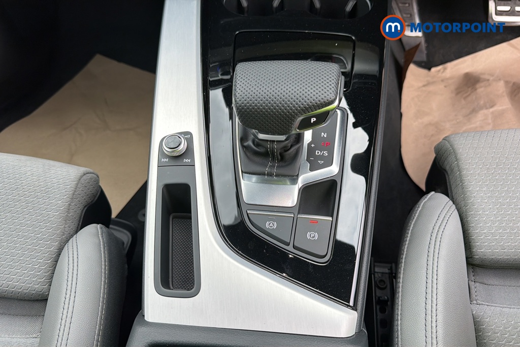 Audi A4 S Line Automatic Petrol Saloon - Stock Number (1659771) - 15th supplementary image