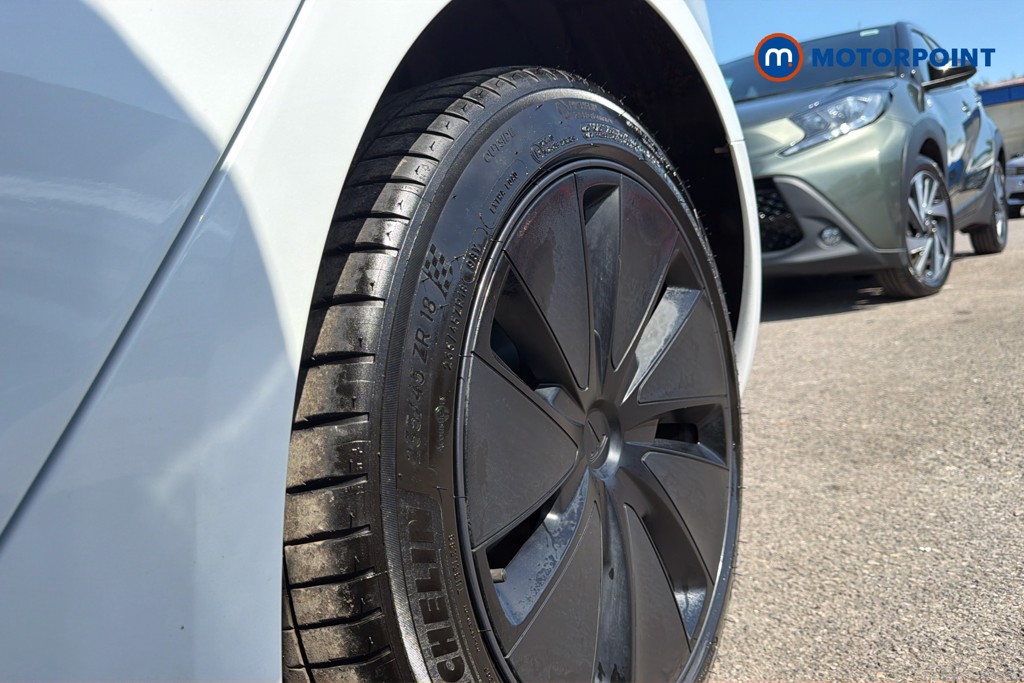 Tesla Model 3 Rwd 4Dr Auto Automatic Electric Saloon - Stock Number (1659795) - 48th supplementary image