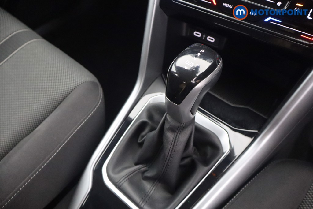 Volkswagen T-Roc Life Automatic Petrol SUV - Stock Number (1659946) - 4th supplementary image