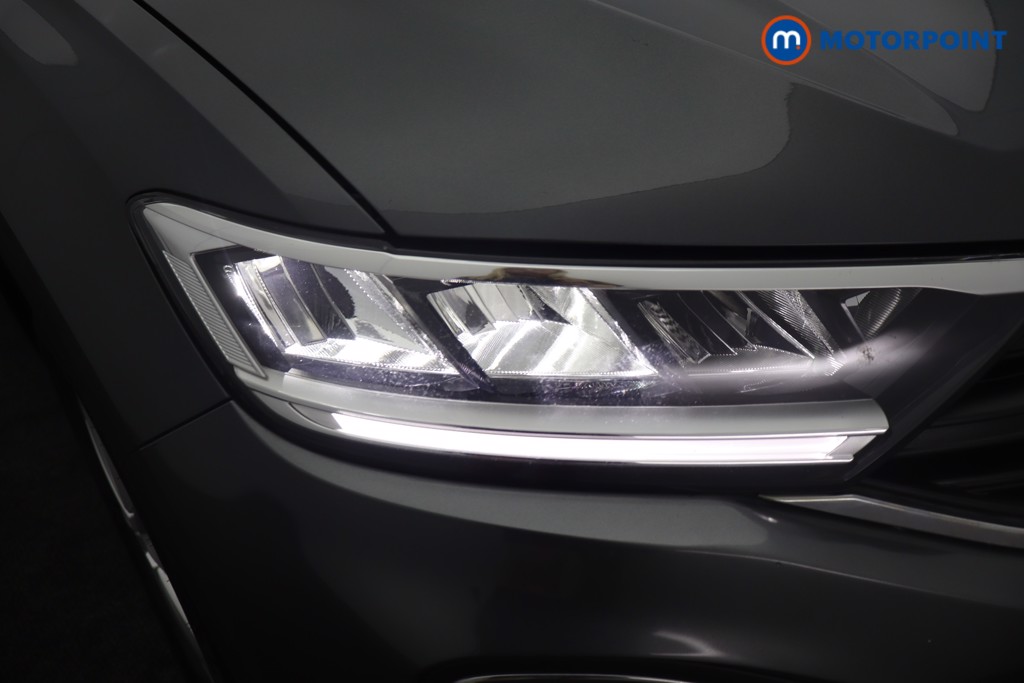 Volkswagen T-Roc Life Automatic Petrol SUV - Stock Number (1659946) - 16th supplementary image