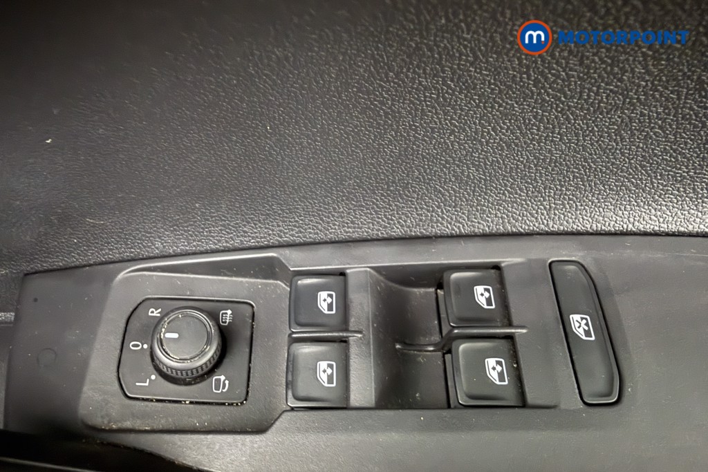 Volkswagen Taigo Life Manual Petrol SUV - Stock Number (1659959) - 18th supplementary image