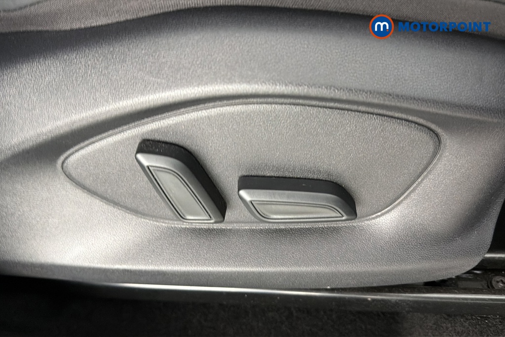 Mg Motor Uk ZS Trophy Automatic Petrol-Electric Hybrid SUV - Stock Number (1660149) - 23rd supplementary image
