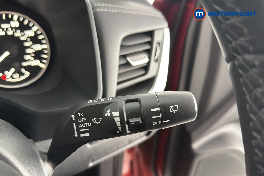 Nissan Qashqai Acenta Premium Automatic Petrol SUV - Stock Number (1660206) - 6th supplementary image