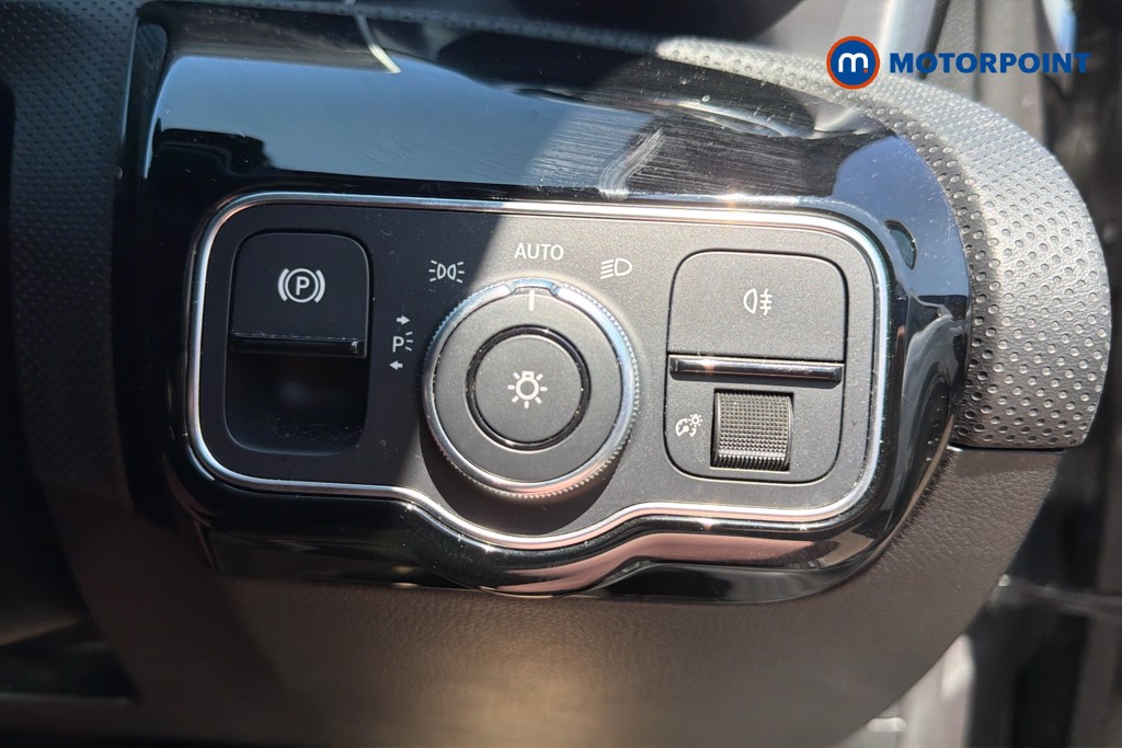 Mercedes-Benz A Class Amg Line Automatic Petrol Hatchback - Stock Number (1660322) - 18th supplementary image
