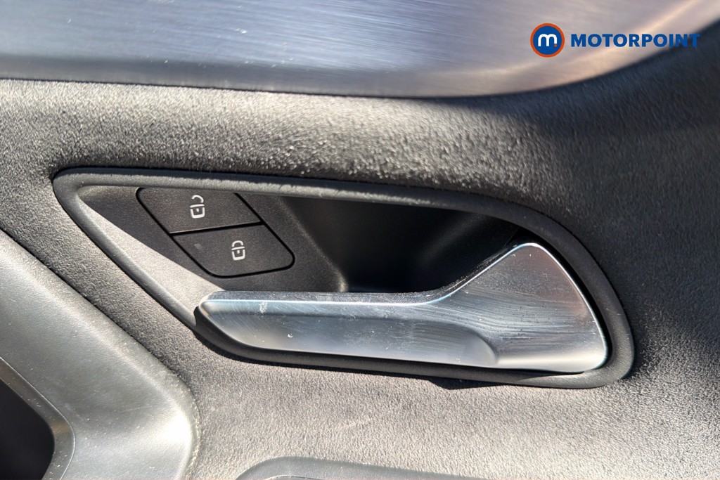 Mercedes-Benz A Class Amg Line Automatic Petrol Hatchback - Stock Number (1660322) - 42nd supplementary image