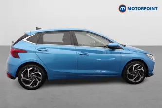 Hyundai I20 Premium Automatic Petrol Hatchback - Stock Number (1660511) - Drivers side