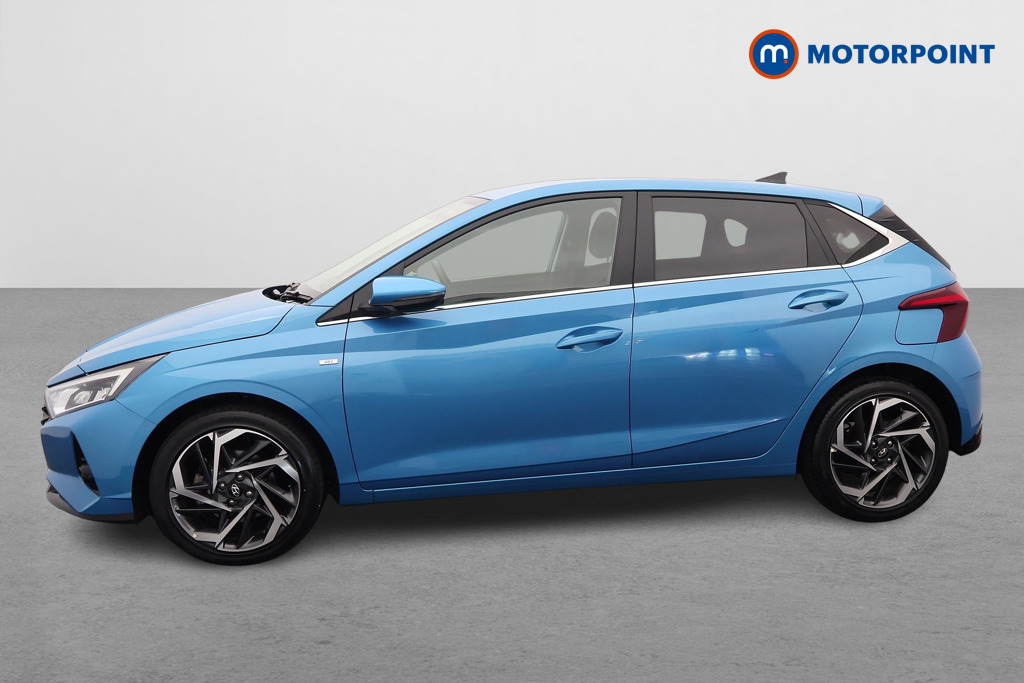 Hyundai I20 Premium Automatic Petrol Hatchback - Stock Number (1660511) - Passenger side