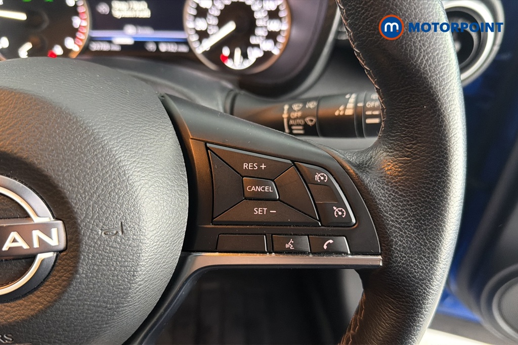Nissan Juke N-Connecta Manual Petrol SUV - Stock Number (1660578) - 3rd supplementary image