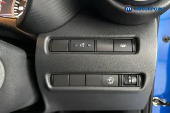 Nissan Juke N-Connecta Manual Petrol SUV - Stock Number (1660578) - 11th supplementary image