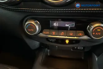 Nissan Juke N-Connecta Manual Petrol SUV - Stock Number (1660578) - 12th supplementary image