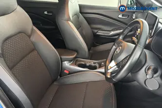 Nissan Juke N-Connecta Manual Petrol SUV - Stock Number (1660578) - 22nd supplementary image