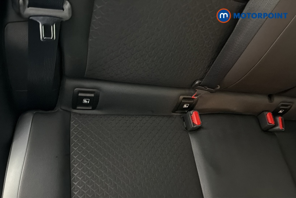 Nissan Juke N-Connecta Manual Petrol SUV - Stock Number (1660578) - 27th supplementary image