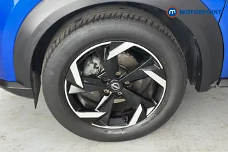 Nissan Juke N-Connecta Manual Petrol SUV - Stock Number (1660578) - 44th supplementary image