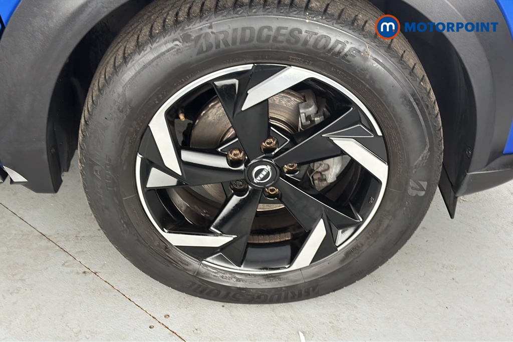 Nissan Juke N-Connecta Manual Petrol SUV - Stock Number (1660578) - 47th supplementary image