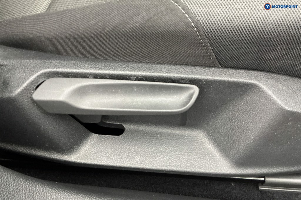 Volkswagen Golf Match Edition Manual Petrol Hatchback - Stock Number (1660582) - 23rd supplementary image