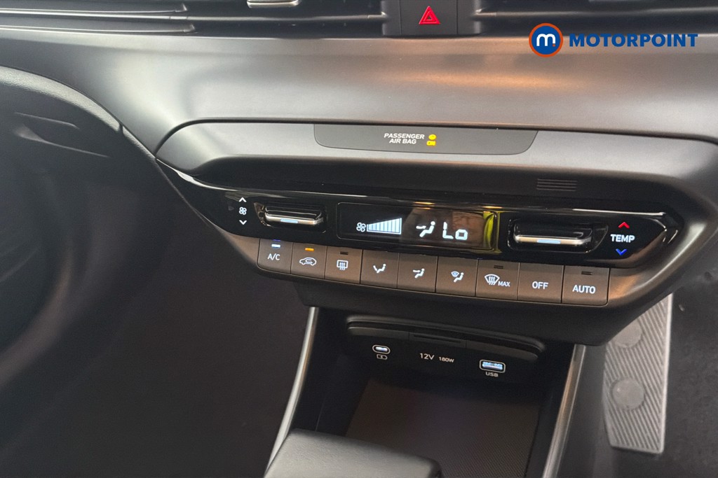 Hyundai I20 Premium Automatic Petrol Hatchback - Stock Number (1660587) - 12th supplementary image