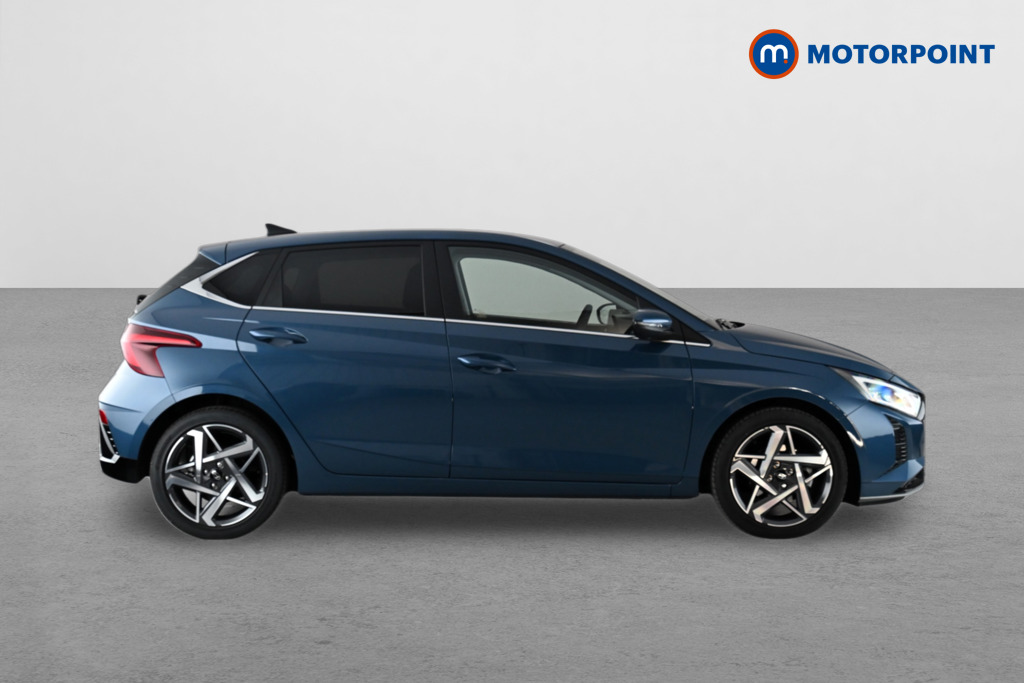 Hyundai I20 Premium Automatic Petrol Hatchback - Stock Number (1660587) - Drivers side