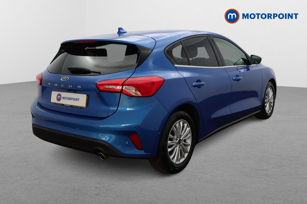 Ford Focus Titanium Manual Petrol Hatchback - Stock Number (1660698) - Drivers side rear corner