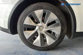 Tesla Model Y Rwd 5Dr Auto Automatic Electric SUV - Stock Number (1660718) - 46th supplementary image
