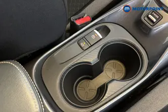 Nissan Juke N-Connecta Automatic Petrol SUV - Stock Number (1660952) - 16th supplementary image