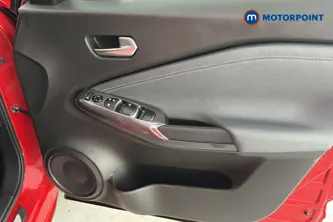 Nissan Juke N-Connecta Automatic Petrol SUV - Stock Number (1660952) - 18th supplementary image