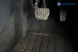 Nissan Juke N-Connecta Automatic Petrol SUV - Stock Number (1660952) - 24th supplementary image
