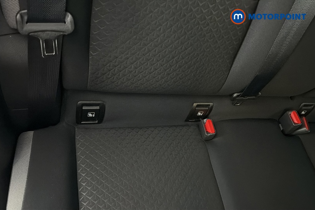 Nissan Juke N-Connecta Automatic Petrol SUV - Stock Number (1660952) - 27th supplementary image