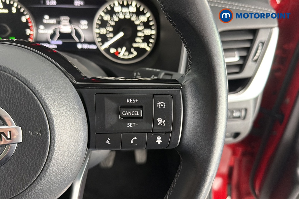 Nissan Qashqai N-Connecta Manual Petrol SUV - Stock Number (1660961) - 3rd supplementary image