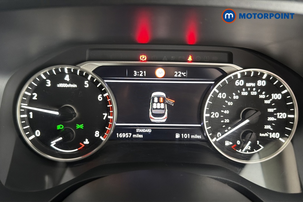 Nissan Qashqai N-Connecta Manual Petrol SUV - Stock Number (1660961) - 7th supplementary image