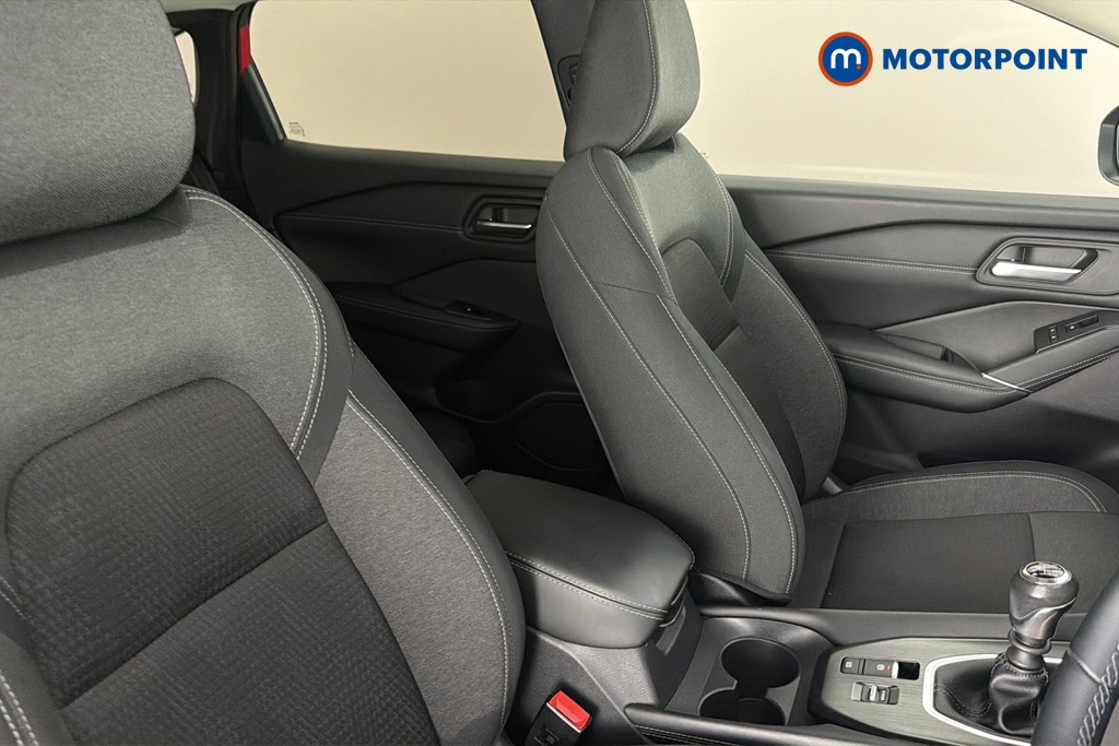 Nissan Qashqai N-Connecta Manual Petrol SUV - Stock Number (1660961) - 22nd supplementary image