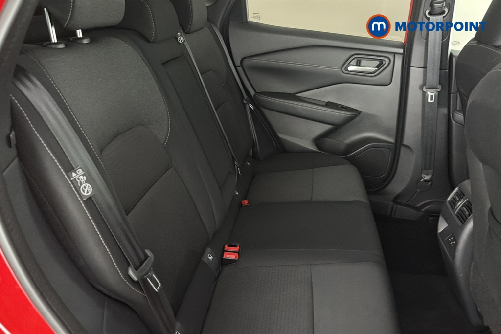 Nissan Qashqai N-Connecta Manual Petrol SUV - Stock Number (1660961) - 25th supplementary image